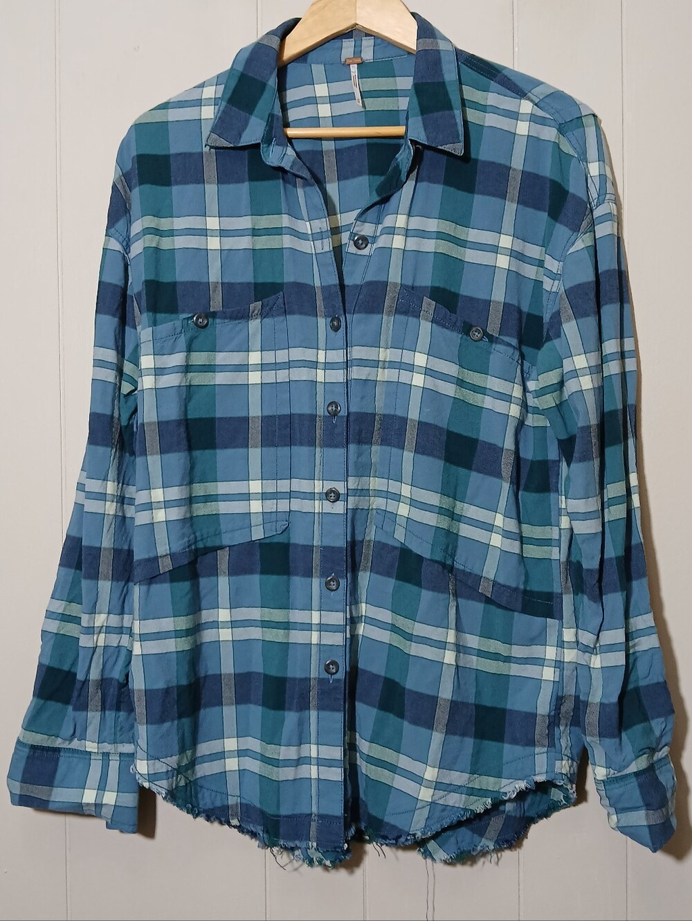 Free People Loveland Plaid Button Down Shirt Blue Green Pockets Boho Western - Picture 2 of 6